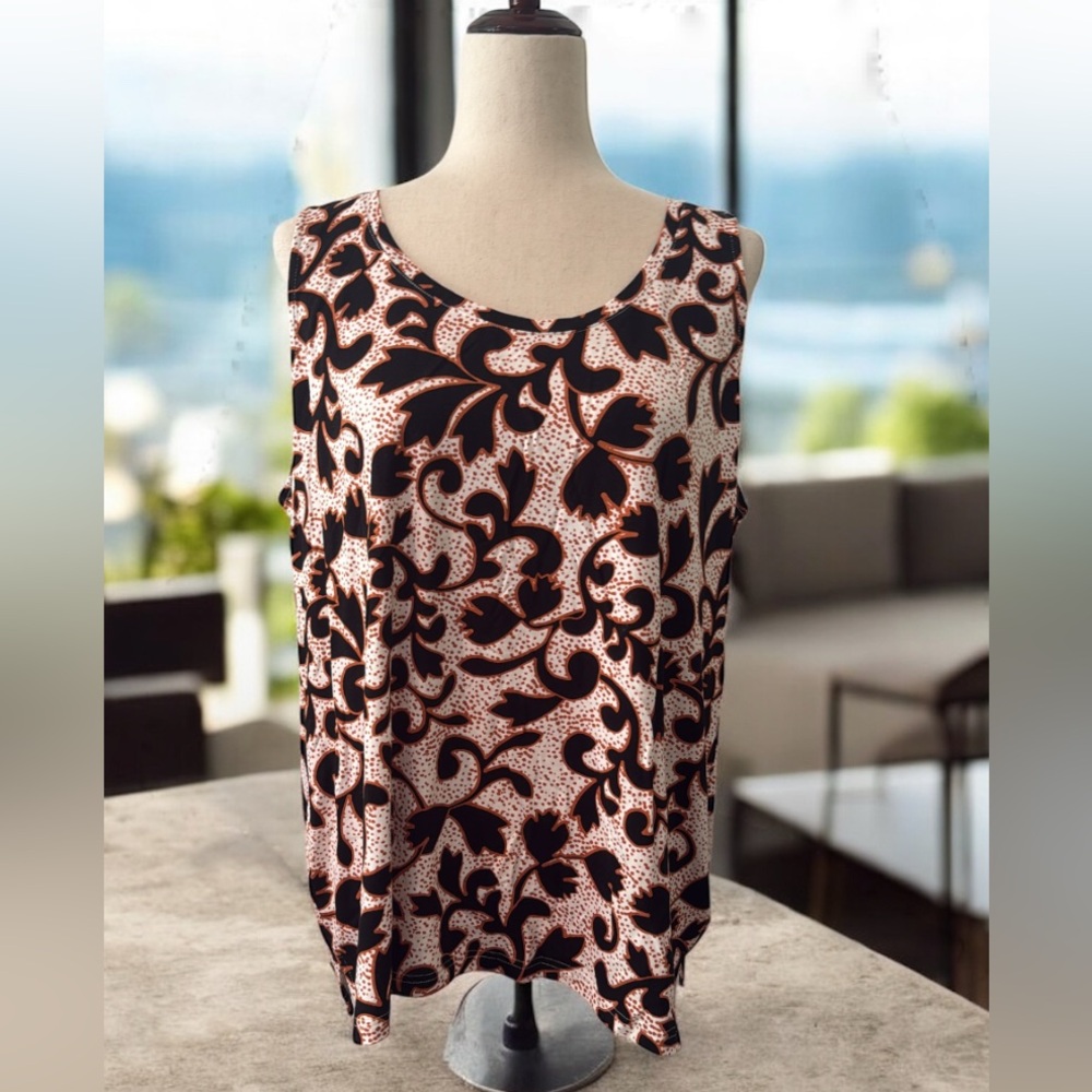 Chico’s Abstract Print Sleeveless Top Size 3 XL/16